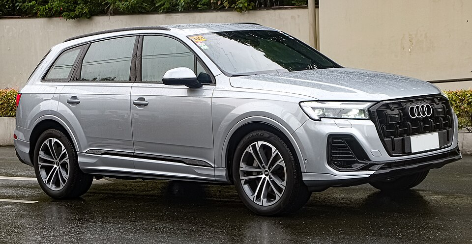 Audi Q7 — photograph via Wikimedia Commons
