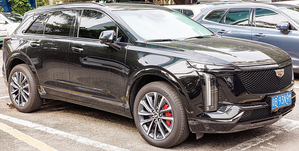 Cadillac XT5 — photograph via Wikimedia Commons