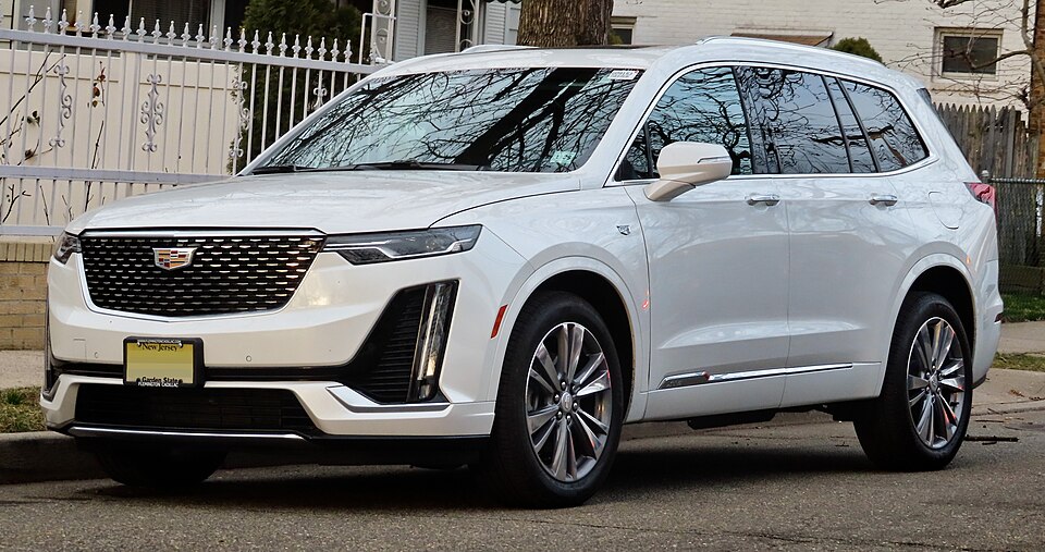 Cadillac XT6 — photograph via Wikimedia Commons