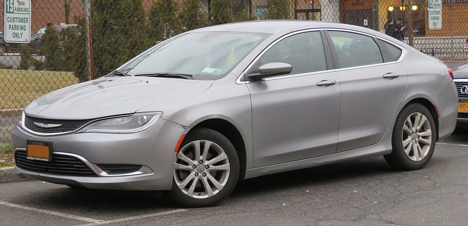 Chrysler 200 — photograph via Wikimedia Commons