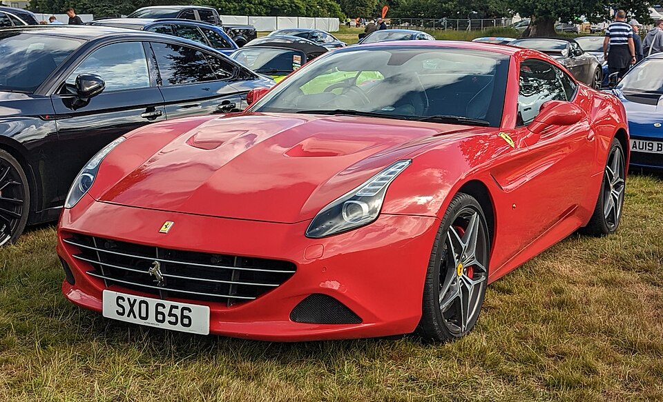Ferrari California — photograph via Wikimedia Commons