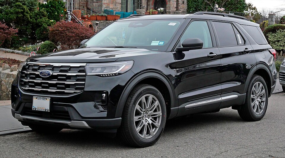 Ford Explorer — photograph via Wikimedia Commons