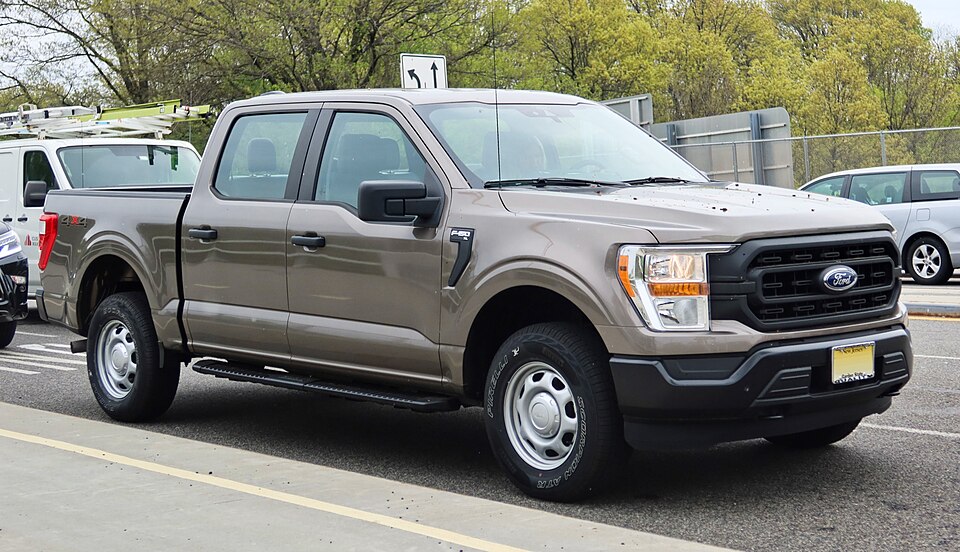 Ford F-Series (fourteenth generation) — photograph via Wikimedia Commons