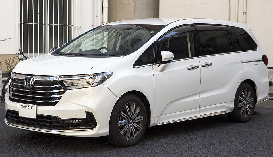 Honda Odyssey — photograph via Wikimedia Commons