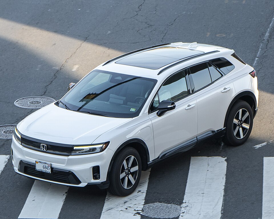 Honda Prologue — photograph via Wikimedia Commons