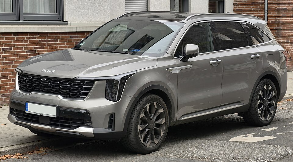 Kia Sorento — photograph via Wikimedia Commons