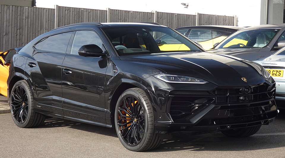 Lamborghini Urus — photograph via Wikimedia Commons