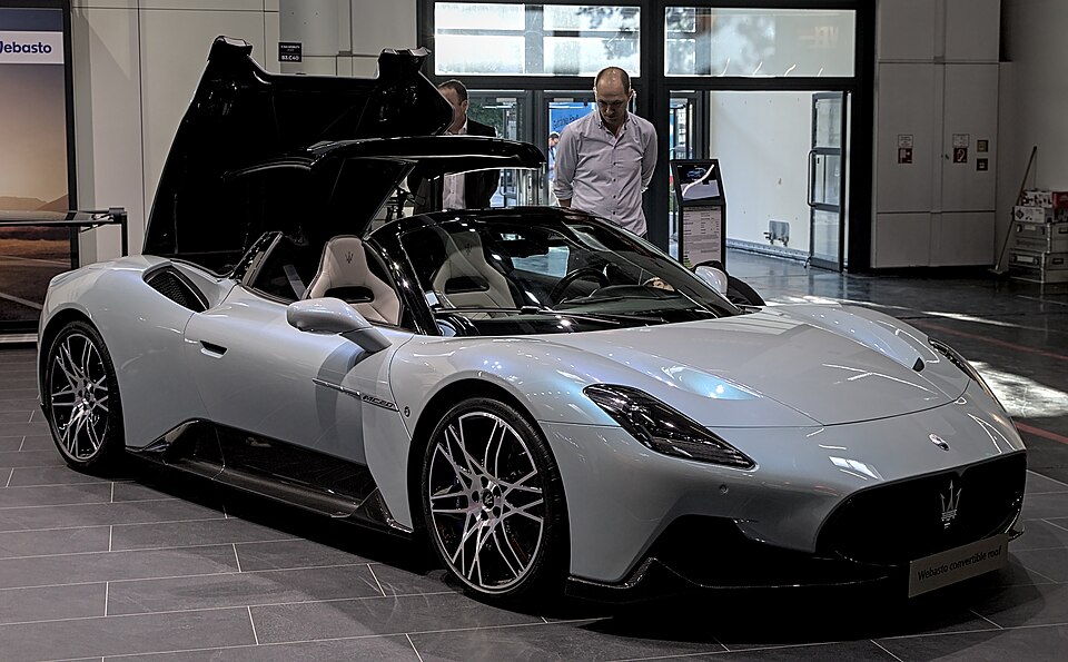 Maserati MC20 — photograph via Wikimedia Commons