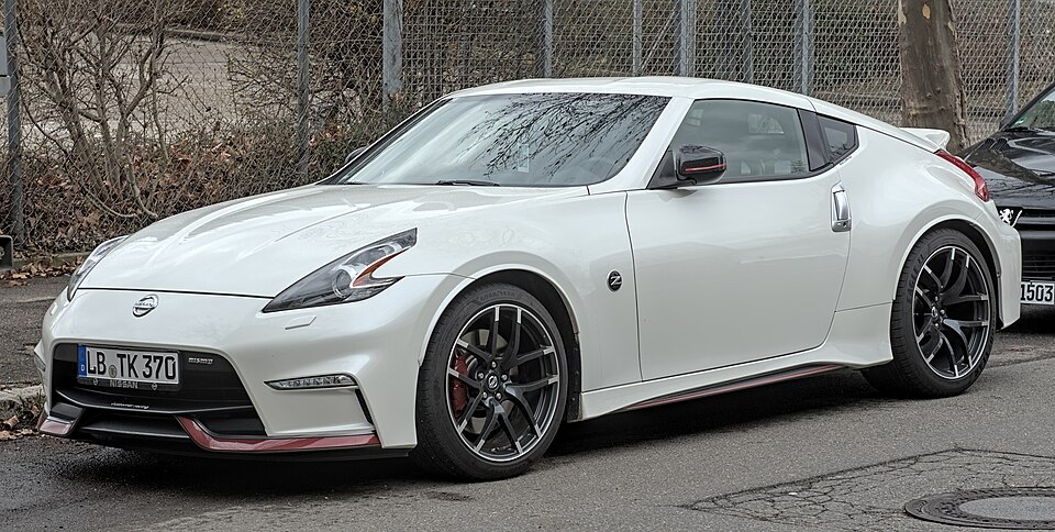 Nissan 370Z — photograph via Wikimedia Commons