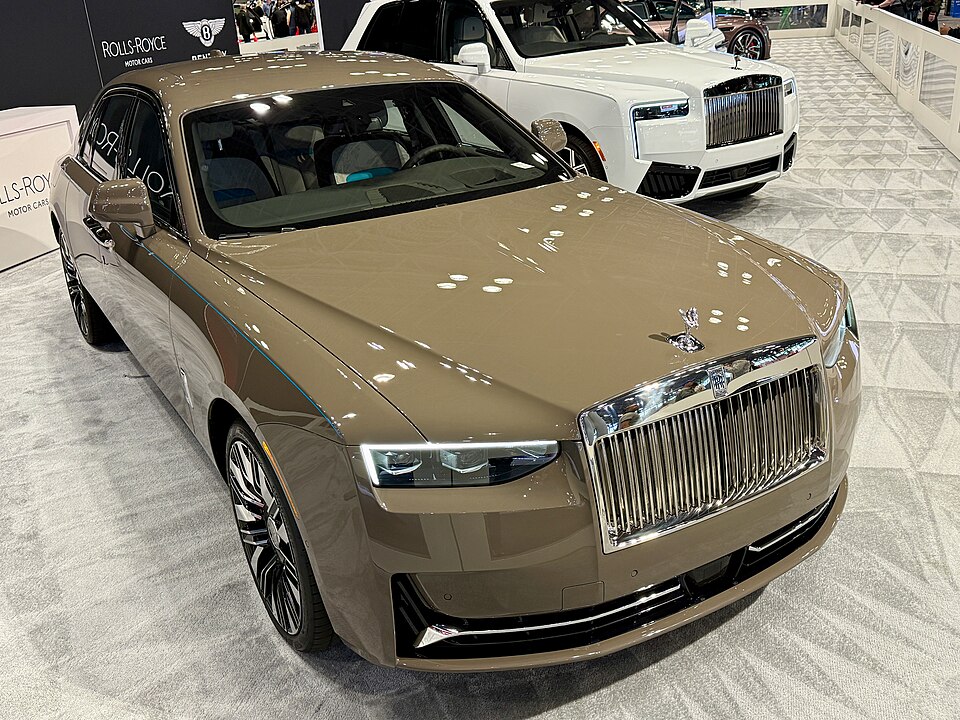 Rolls-Royce Ghost — photograph via Wikimedia Commons