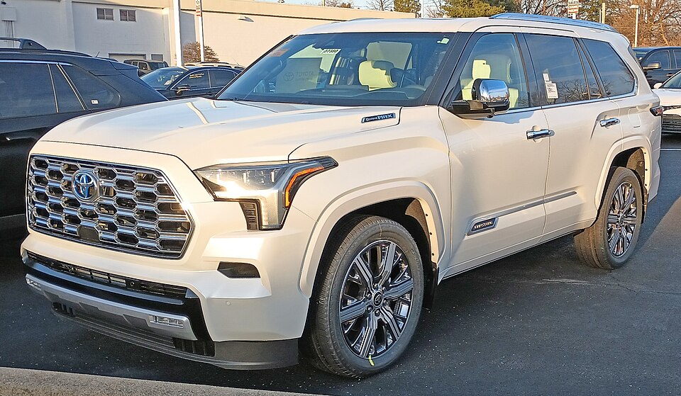 Toyota Sequoia — photograph via Wikimedia Commons
